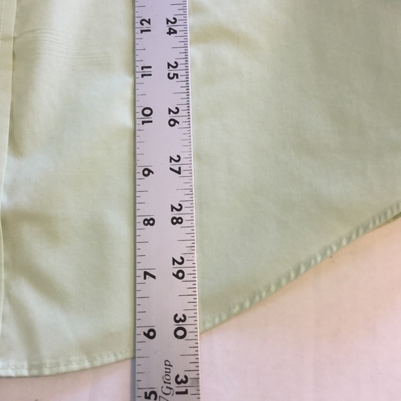 Pale Green 15.5”x 32” Wrinkle resistant broad cloth - Picture 5 of 5